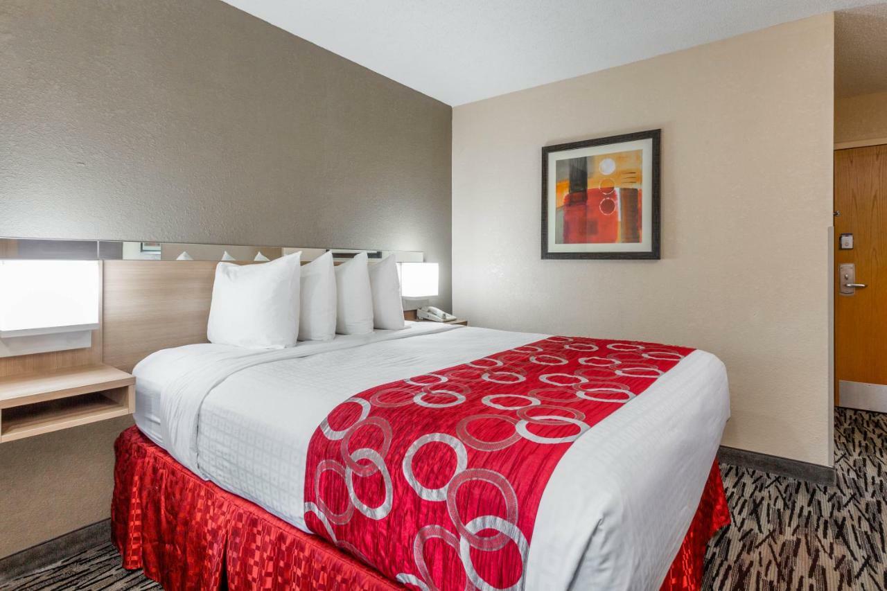 Microtel Inn & Suites By Wyndham Charleston Zewnętrze zdjęcie